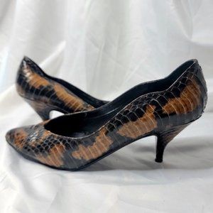 Vintage Genuine Snakeskin Pointed Toe Kitten Heels by Divertente Studios